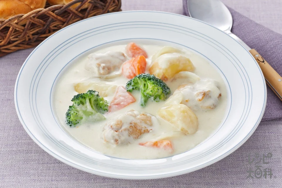 チキンクリームシチュー<塩分控えめ>
