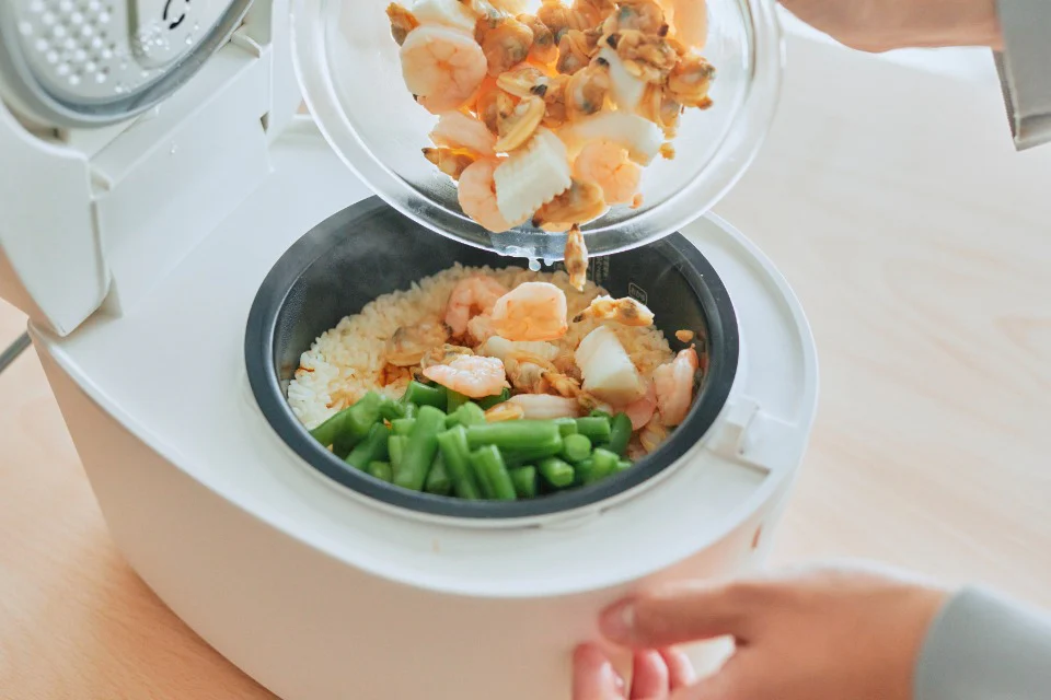 シーフードミックスでつくる炊飯器パエリアのつくり方_5_1