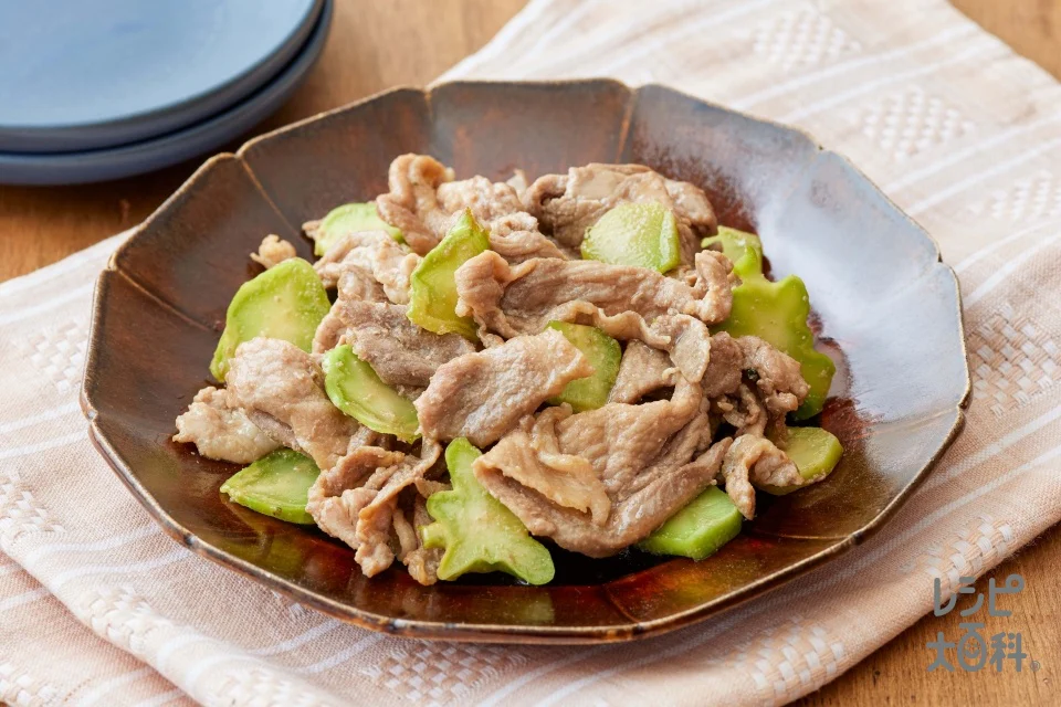 豚肉とブロッコリーの茎のザーサイ風炒め
