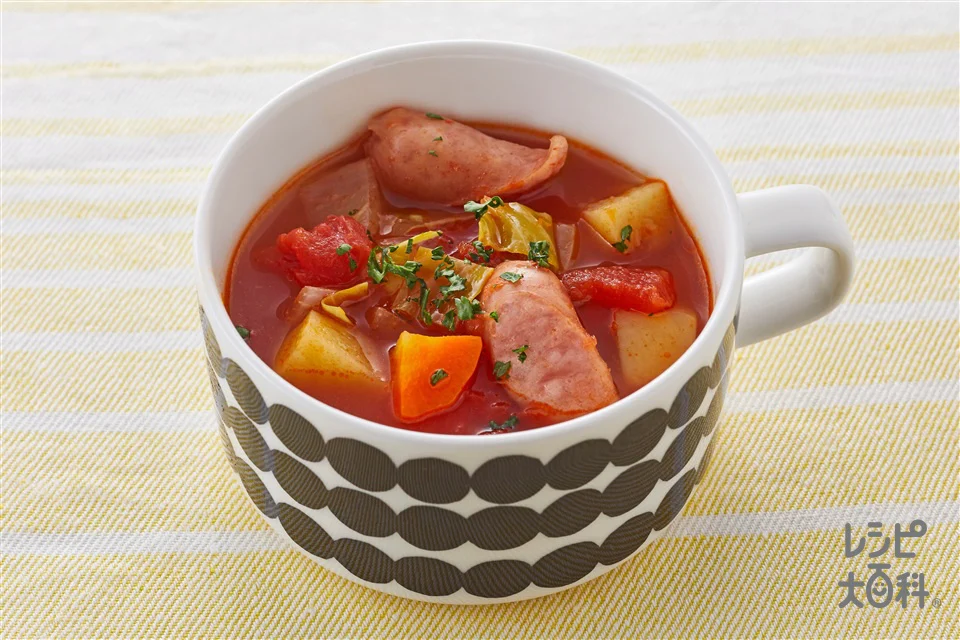 ソーセージとごろごろ野菜のミネストローネ