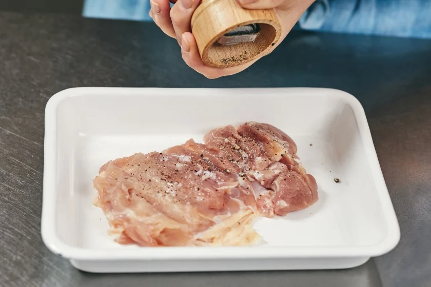 カリカリ鶏肉のうま梅ソースのつくり方_1_1