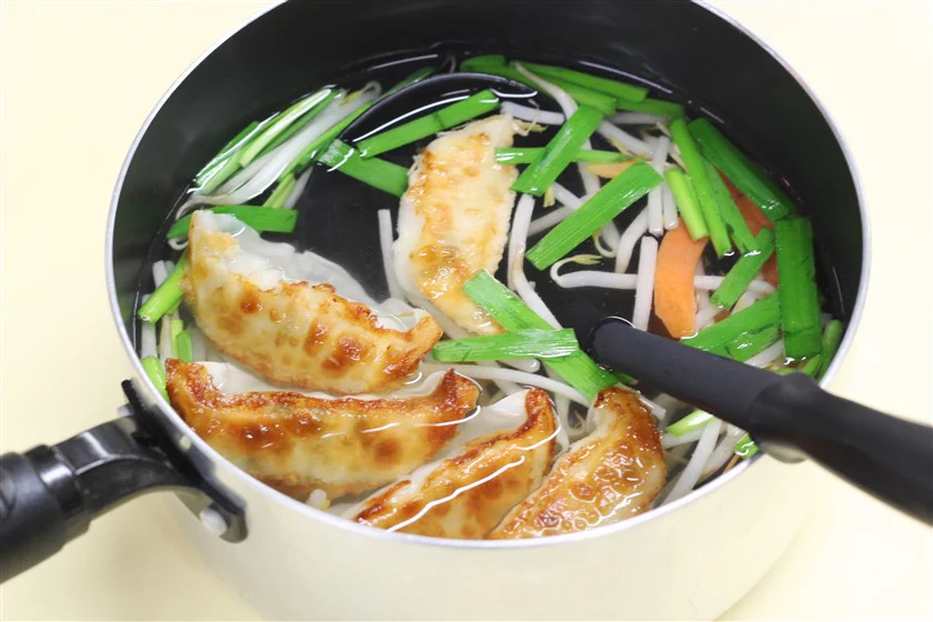 丸鶏がらスープ餃子のつくり方_1_1
