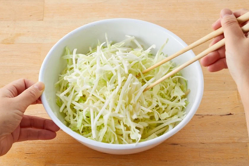 うま味とコクの麺が決め手のお好み焼きのつくり方_1_2