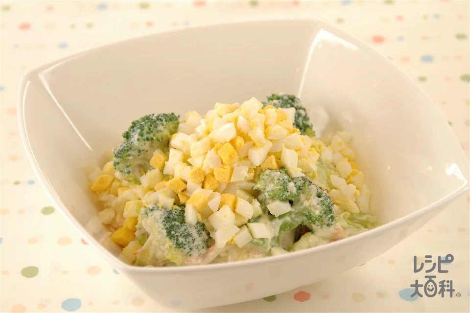キャベツと豆腐のミモザ風マヨサラダ