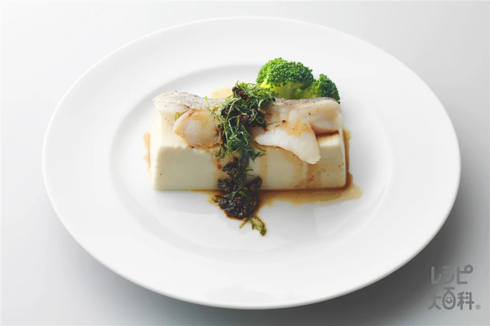 たらの蒸しもの 豆チソース