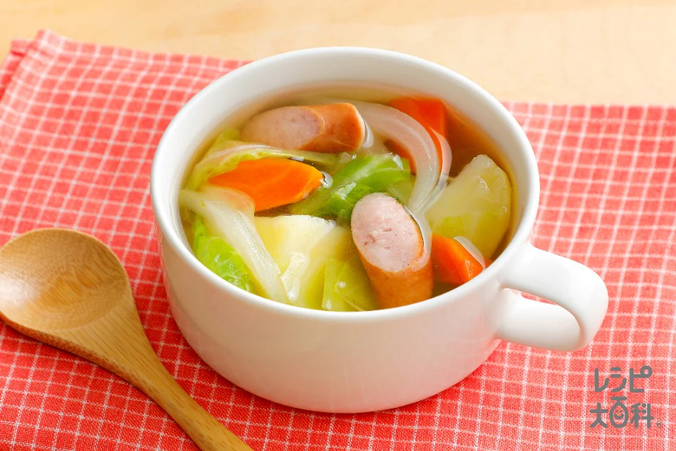 たっぷり野菜のコンソメスープ