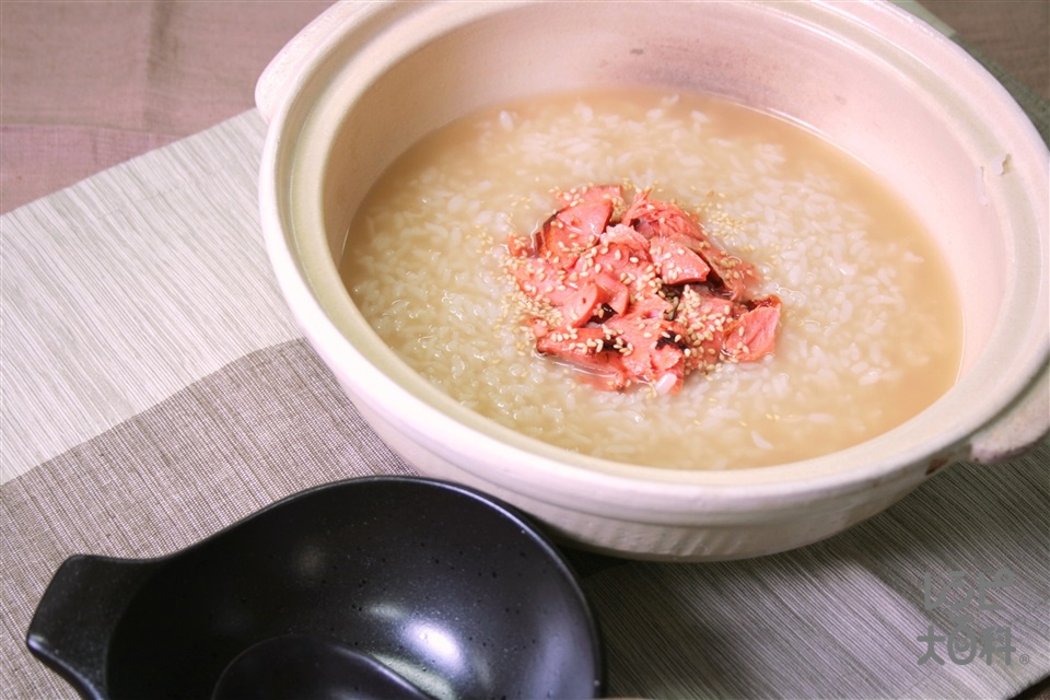 鍋の〆 鮭とごまの雑炊