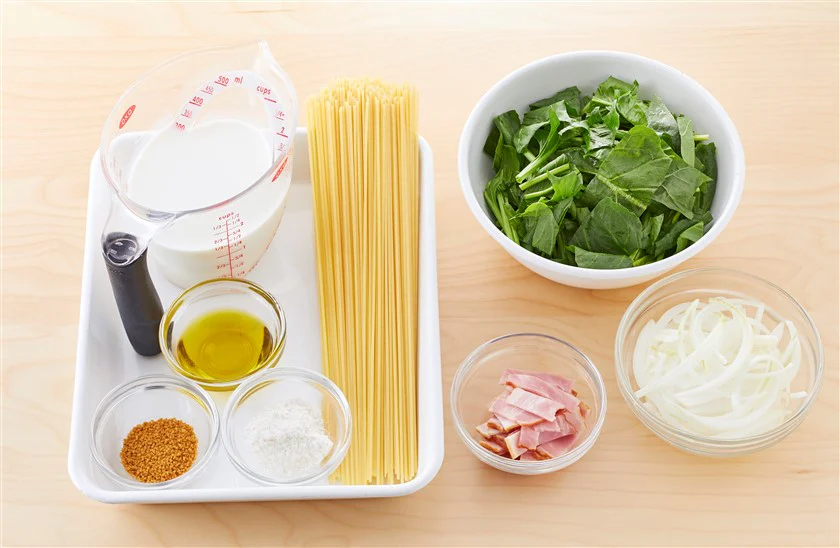 ほうれん草とベーコンのクリームパスタのつくり方_1_1