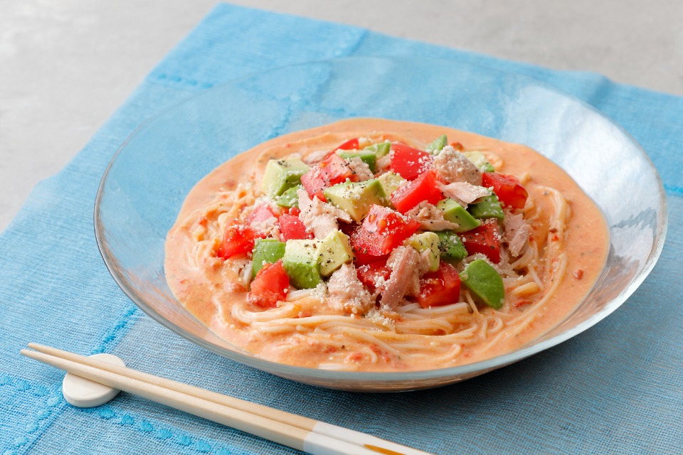 冷やし豆乳ツナトマトそうめん