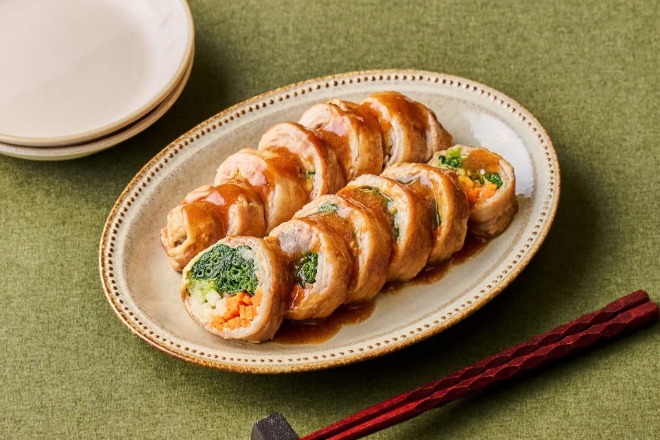 焦がしにんにく×醤油だれで★くるくる豚野菜ロール