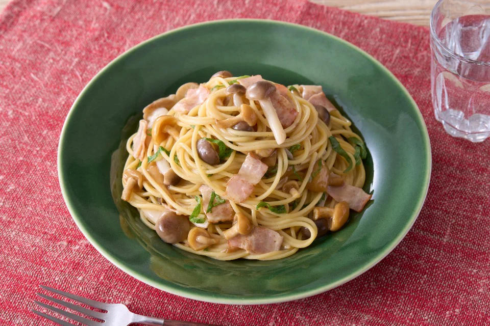 梅香る　つるっとなめこパスタ