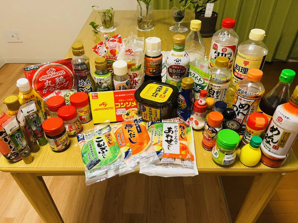 長谷さんの「実験」に欠かせない調味料たち