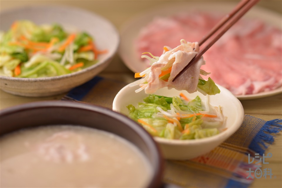 ナイスリメイク！豚しゃぶのキャベツナムル巻き