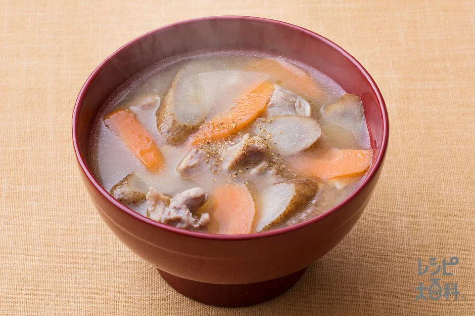 ごぼうと鶏肉のみそ汁