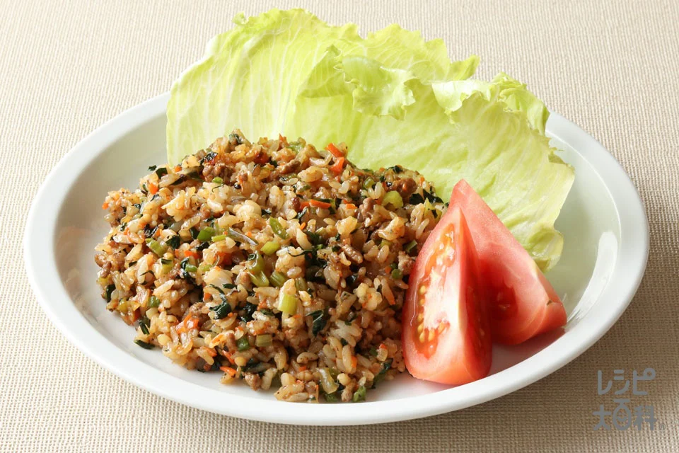野菜たっぷり中華風味噌チャーハン