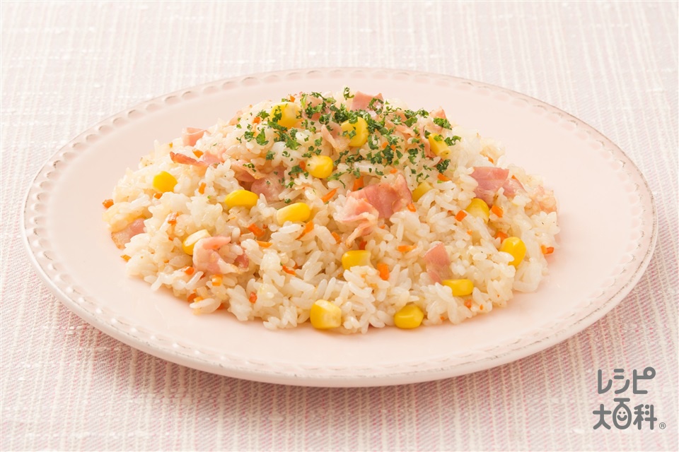 ピラフチャーハンページ　デッキテープ変更 ベーコンと野菜のピラフの作り方 | レシピ |【味の素パーク】