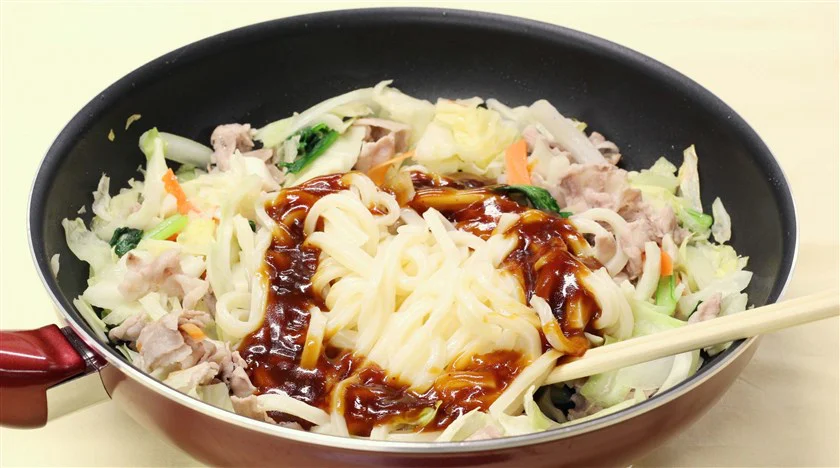 ガリバタ焼きうどんのつくり方_3_1