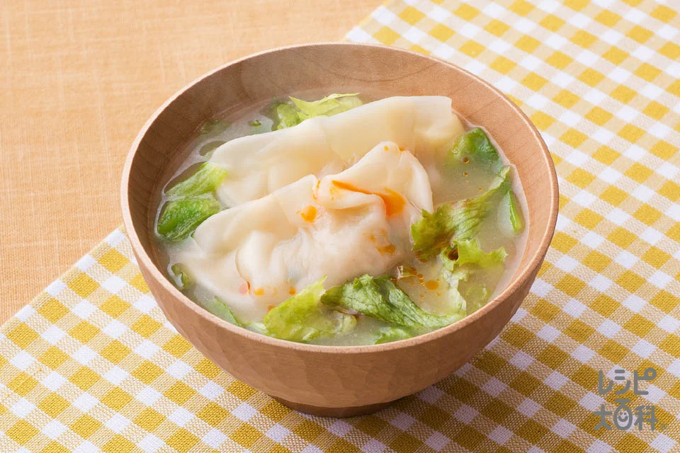 レタスと餃子のみそ汁