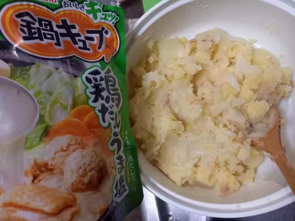 塩味が効いたポテトサラダ