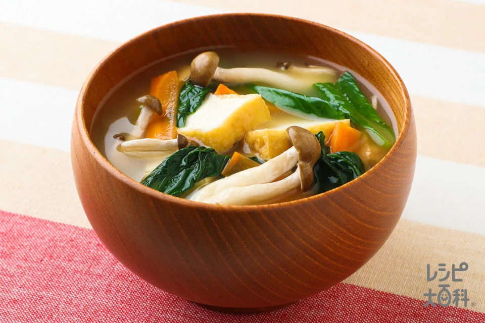 厚揚げと青菜のみそ汁