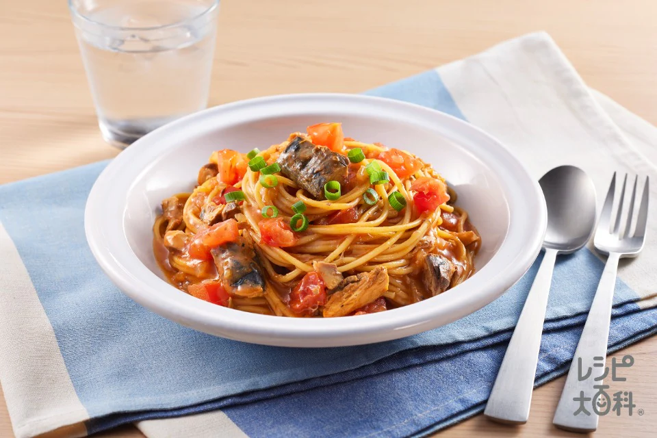 鯖缶トマトパスタ