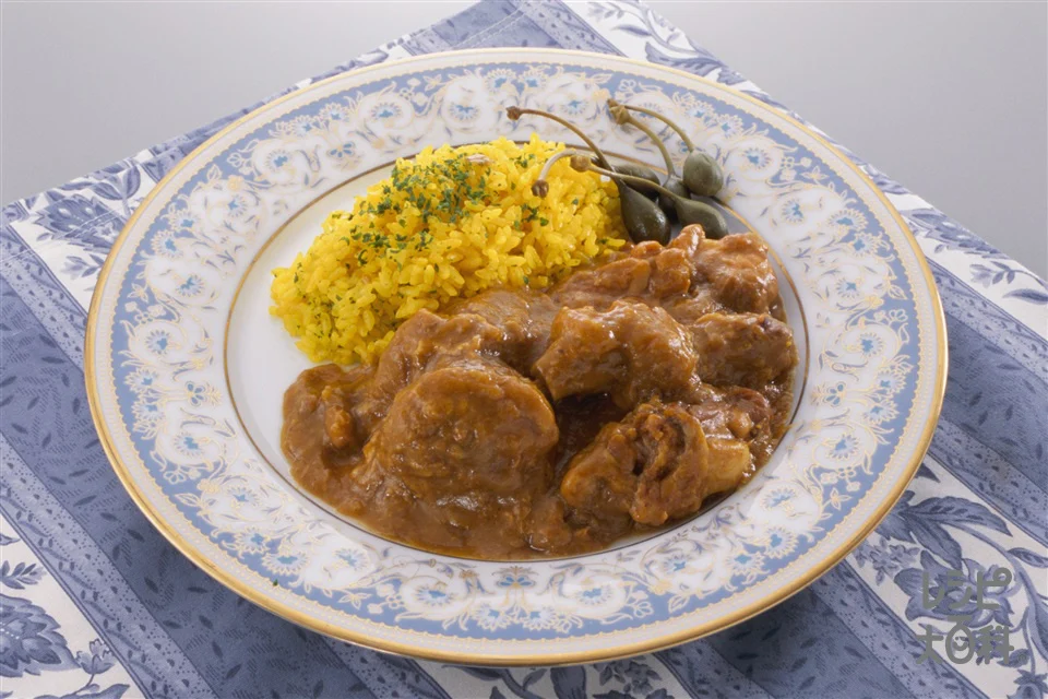 チキンカレー　バターライス添え