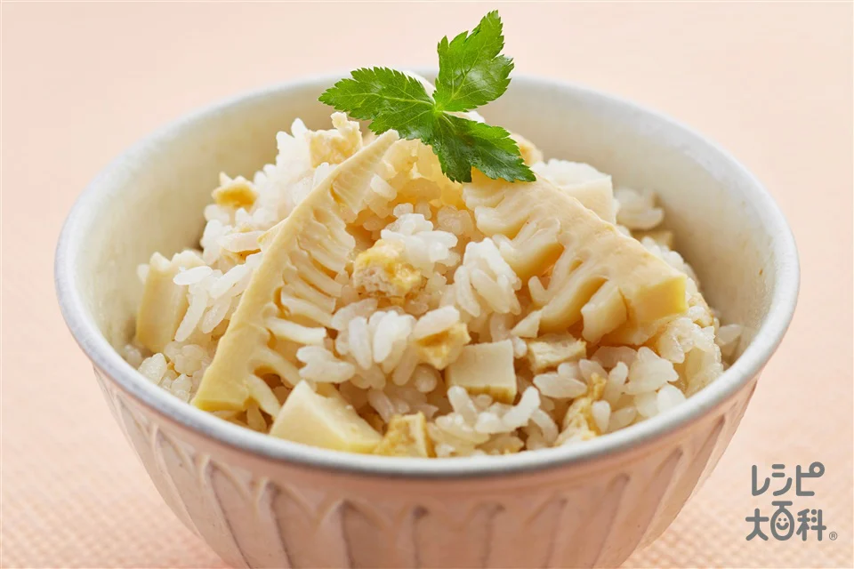 たけのこのだし炊きご飯<塩分控えめ>