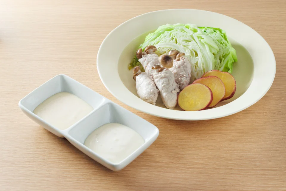 ふんわりマヨディップで食べる♪キャベツのフライパン蒸し