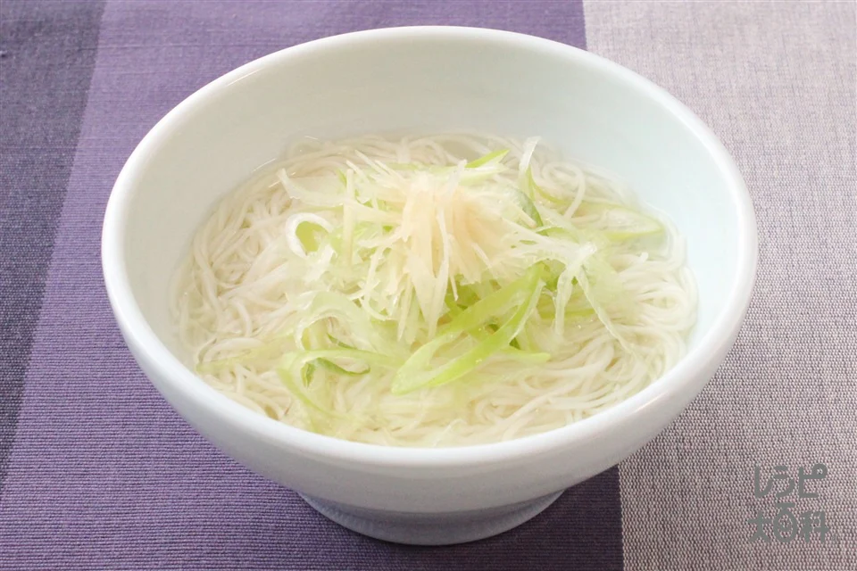 丸鶏がらスープで作る!簡単にゅうめん