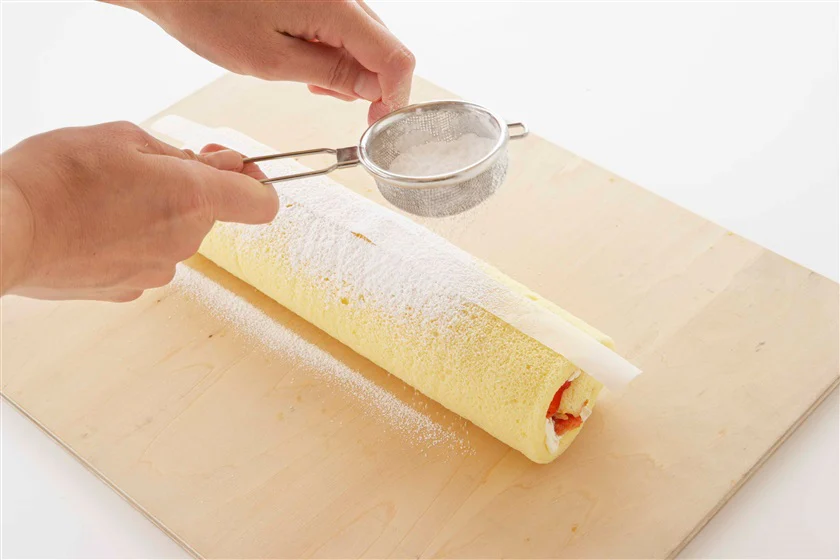 いちごのヨーグルトロールケーキのつくり方_14_1