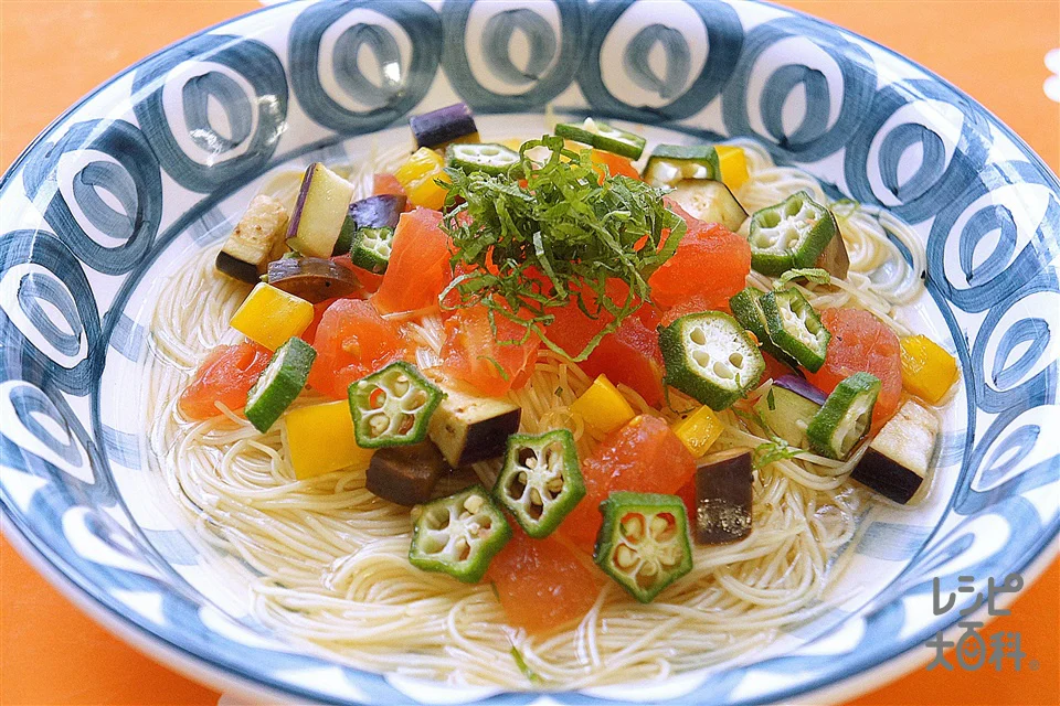 トマトとなすの冷製パスタ