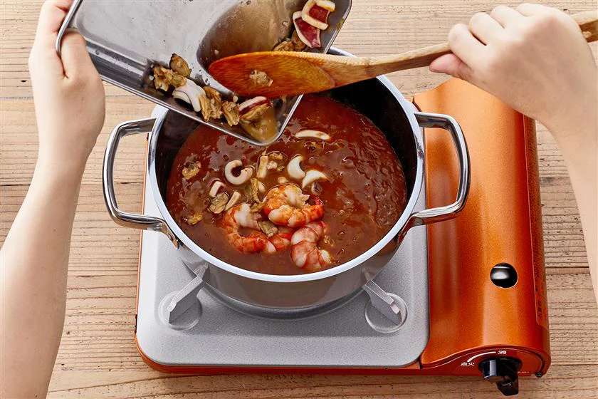 玉ねぎたっぷり・シーフードカレー　のつくり方_4_1
