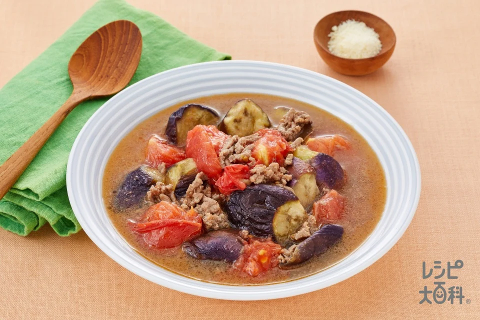 なすとトマト、ひき肉のおかずスープ