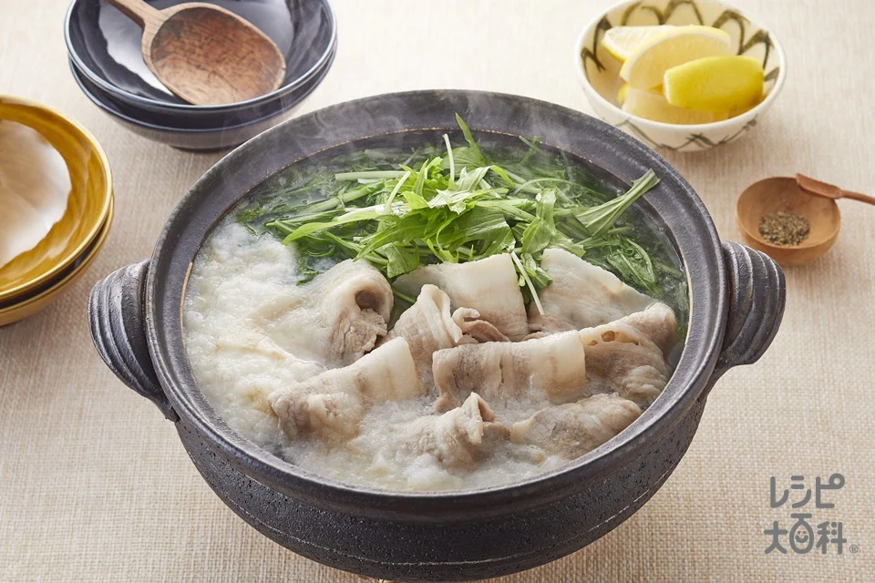 豚肉と水菜のとろろ鍋