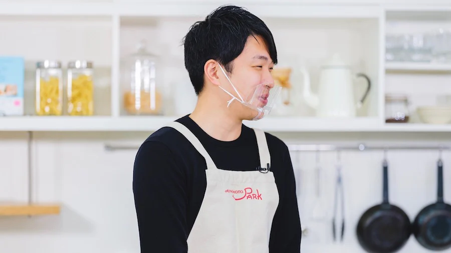 豆板醤を油で炒めておいしい！「肉味噌と白菜のピリ辛あえ麺」