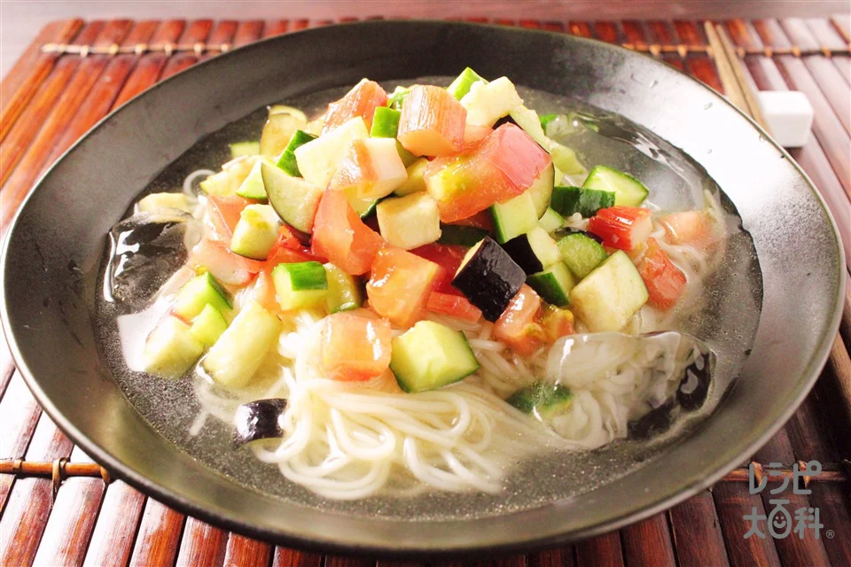 夏野菜たっぷり!冷やし鶏だしそうめん
