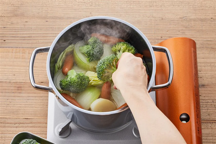 ソーセージとざく切り野菜のポトフのつくり方_3_1