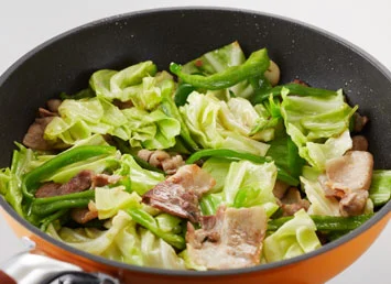豚肉とキャベツの炒めカレーのつくり方_2_2