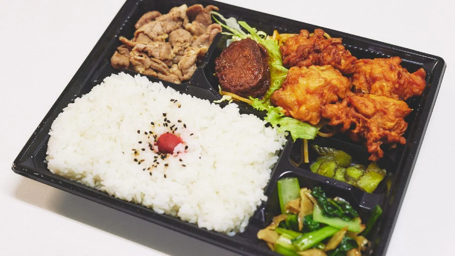 ラグビー部御用達の「慶応ラグビー弁当」