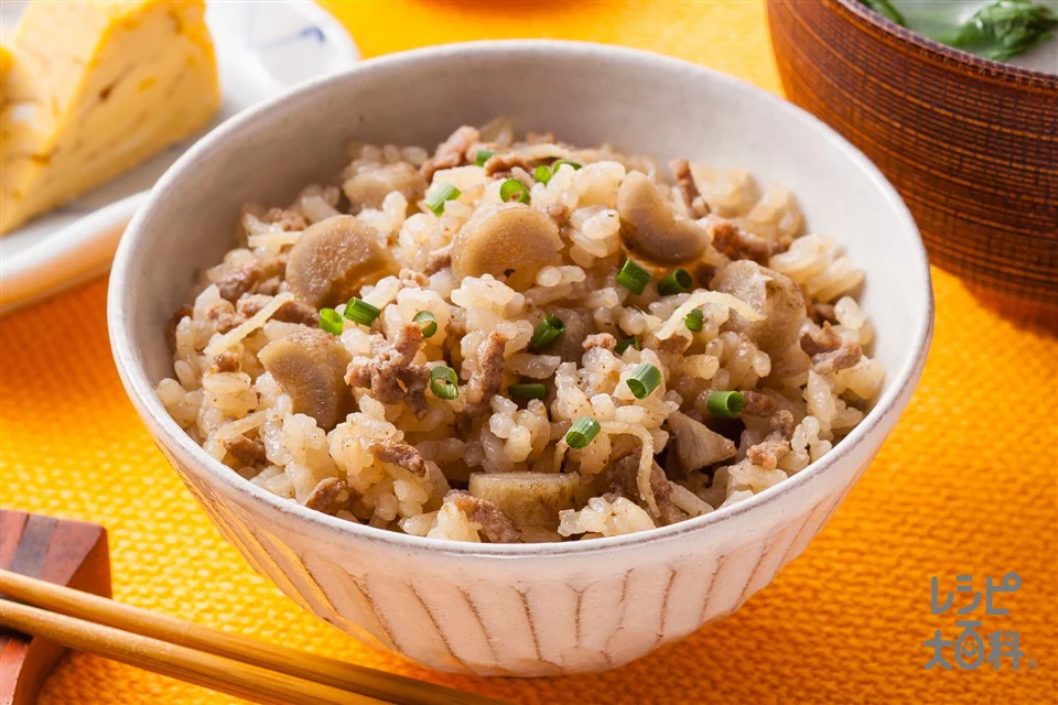牛そぼろのだし炊きご飯