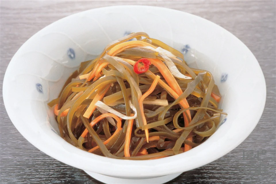 切り昆布の甘酢漬け