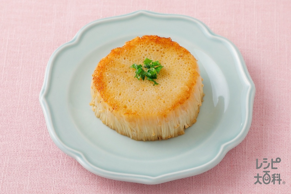 えのきページ えのきの根元でガリバタステーキの作り方 | レシピ |【味の素パーク】