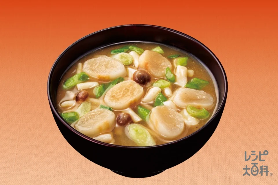 「具たっぷり味噌汁」きのことお麩