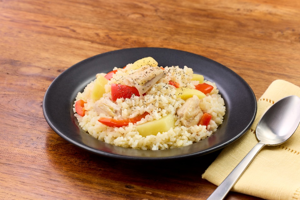 火いらず 鶏じゃがにんにくピラフ