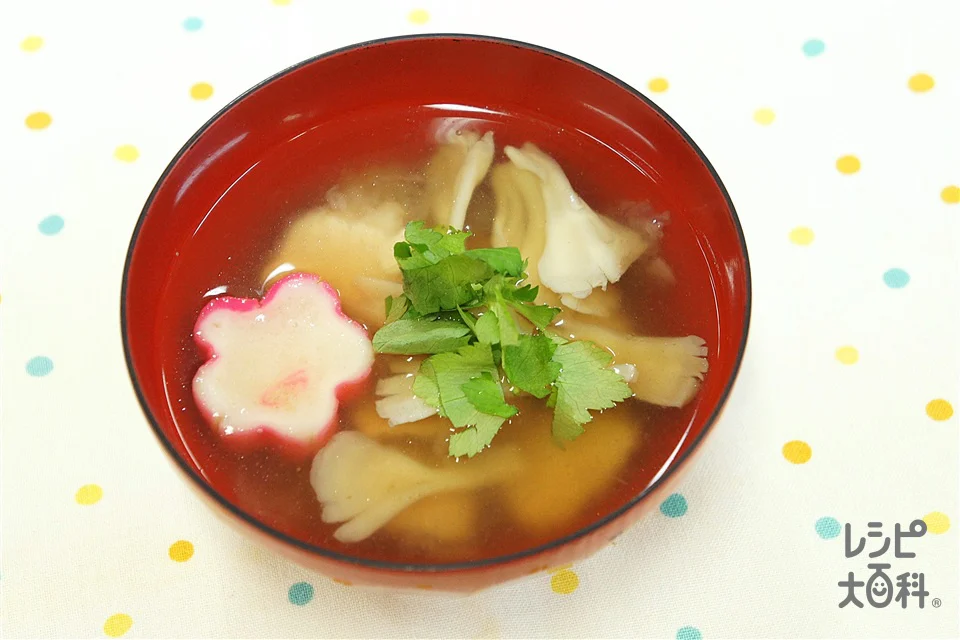 鶏むね肉とまいたけのお吸い物(関西風)