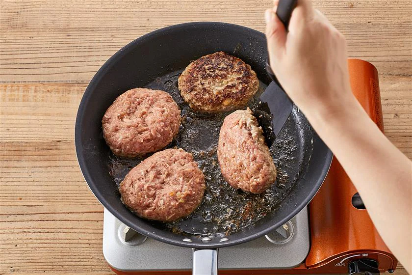 ふっくらジューシーハンバーグのつくり方_4_1