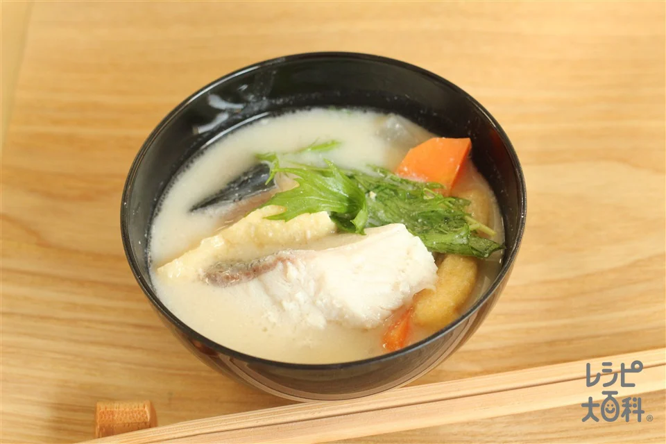 鰤の粕汁