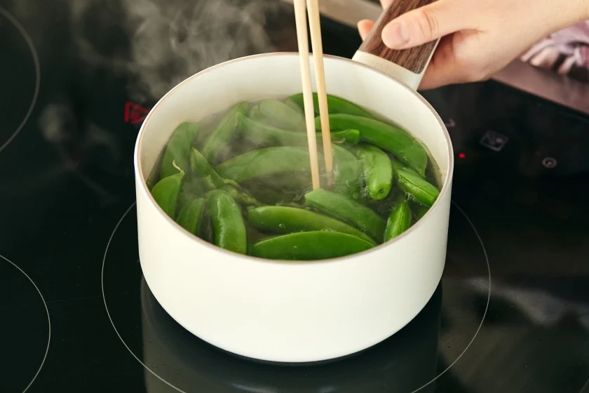 スナップえんどうとアスパラのマヨおひたしのつくり方_2_1