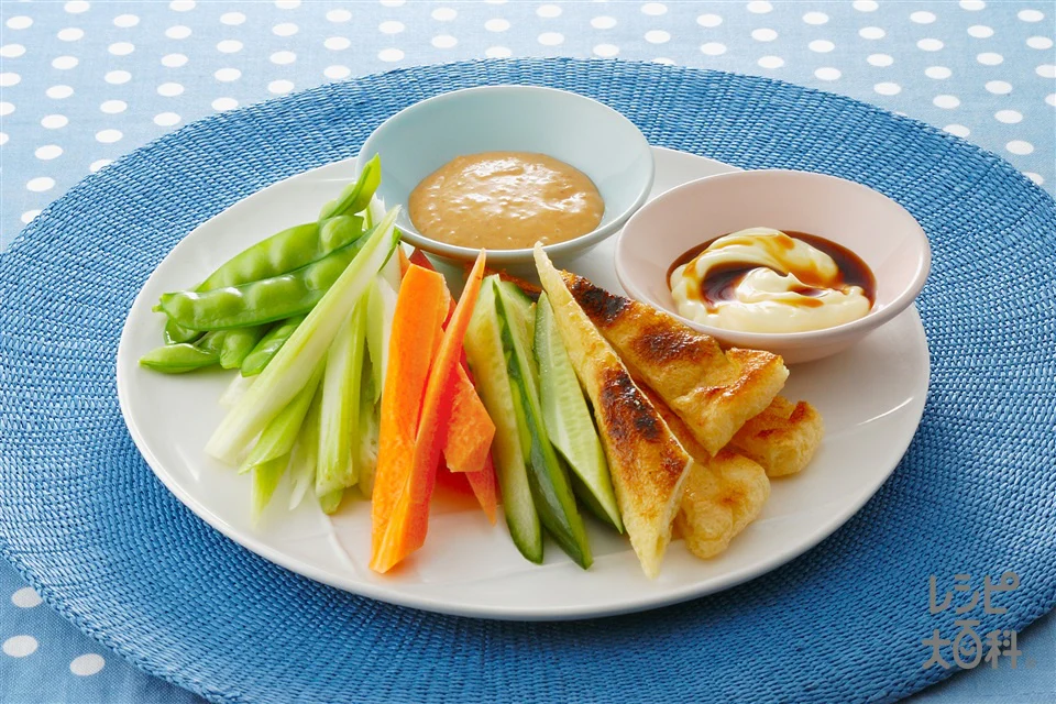 パリパリ油揚げとスティック野菜 2種のマヨソース添え