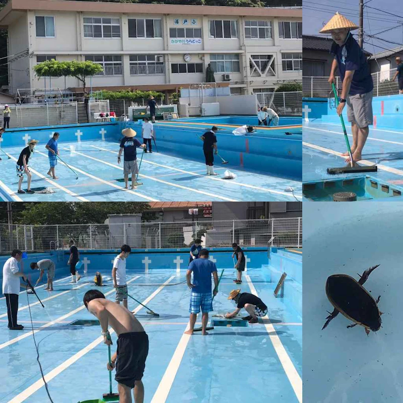 プール掃除！